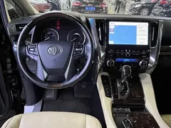 2021 Toyota Alphard Hybrid 2.5L Luxury, чёрный — фото 3