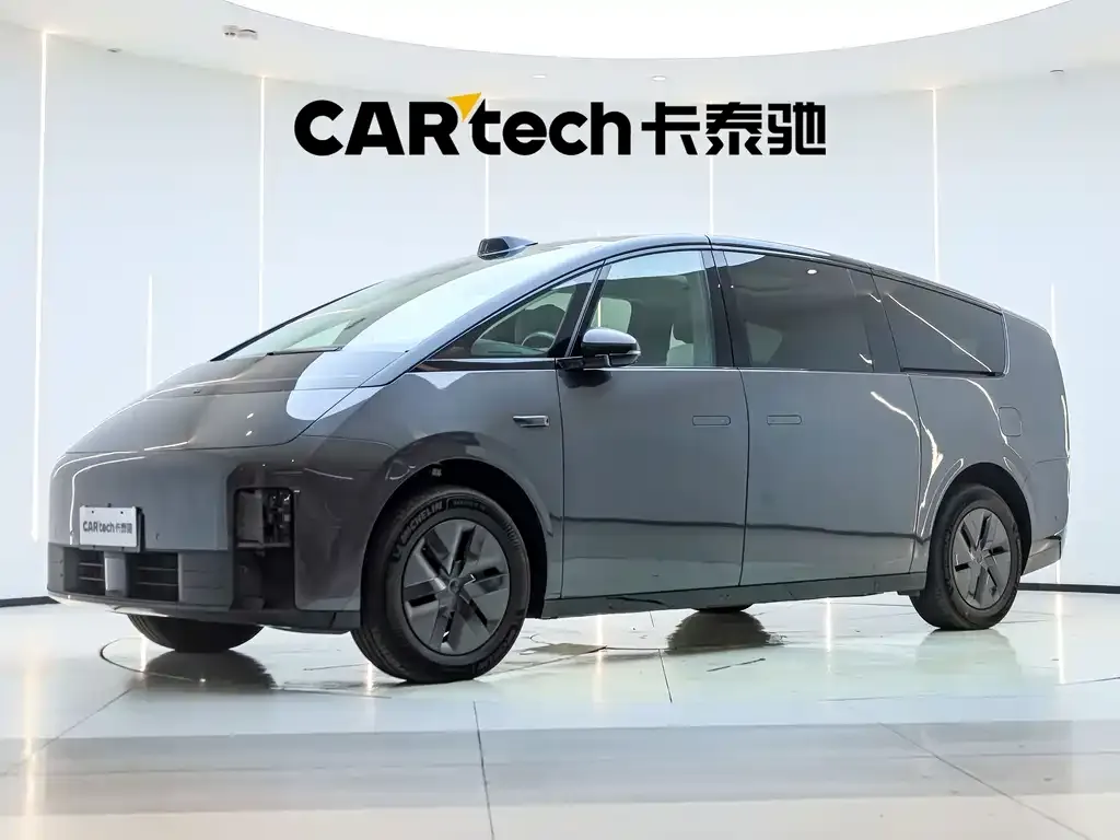 2024 Li Auto MEGA Ultra
