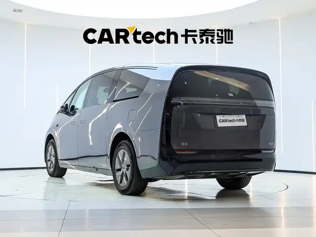 2024 Li Auto MEGA Ultra
