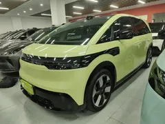 2025 Zeekr Mix Smart Driving, зелёный — фото 1