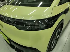 2025 Zeekr Mix Smart Driving, зелёный — фото 24