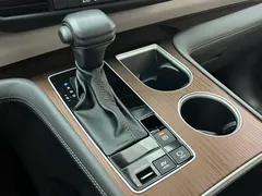 2023 Toyota Sienna 2.5L Hybrid Comfort, белый — фото 15