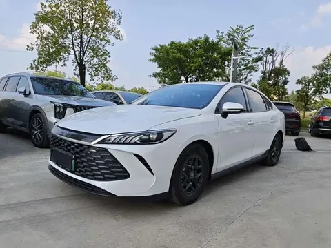 2025 BYD Qin PLUS DM-i PHEV Smart Driving 55km Leading