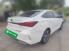 2021 Changan Eado PLUS Blue Whale NE 1.4T GDI DCT Premium, белый — фото 4