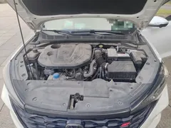 2021 Changan Eado PLUS Blue Whale NE 1.4T GDI DCT Premium, белый — фото 16