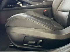 2022 Hyundai Elantra 1.5L CVT LUX Premium — фото 12