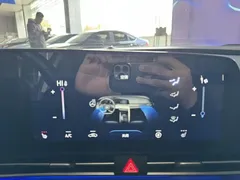 2022 Hyundai Elantra 1.5L CVT LUX Premium — фото 16