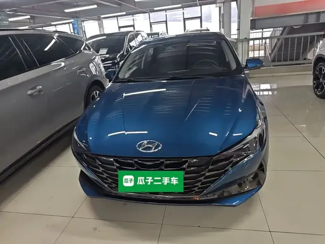 2021 Hyundai Elantra 1.5L CVT LUX Premium