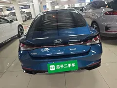 2021 Hyundai Elantra 1.5L CVT LUX Premium, синий — фото 6