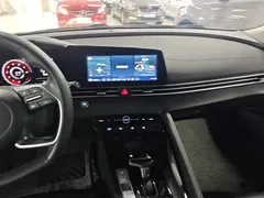 2021 Hyundai Elantra 1.5L CVT LUX Premium, синий — фото 13