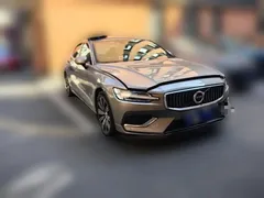 2021 Volvo S60 T4 Luxury — фото 4