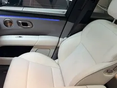 2025 Li Auto i6 4WD Standard, чёрный — фото 4