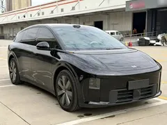 2025 Li Auto i6 4WD Standard, чёрный — фото 13