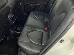 2021 Toyota Camry 2.5G Luxury, белый — фото 18