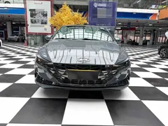 2022 Hyundai Elantra 240TGDi DCT LUX Premium — фото 2