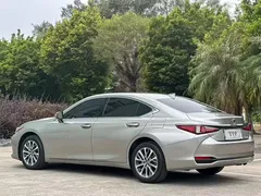 2023 Lexus ES 200 Excellence — фото 6