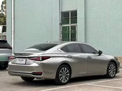 2023 Lexus ES 200 Excellence — фото 7
