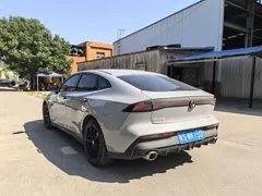2022 Changan UNI-V 1.5T Premium — фото 11