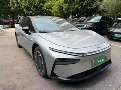 2024 Xpeng P7+ Long Range Max — фото 1