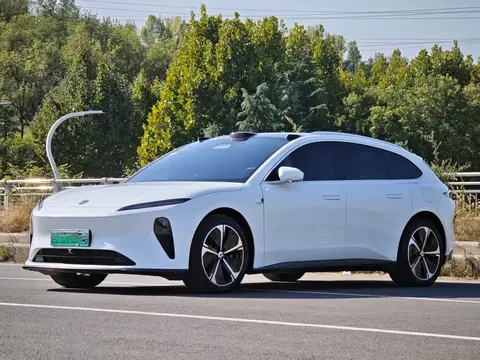 2023 Nio ET5T 75kWh Touring