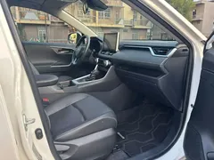2022 Toyota RAV4 2.0L CVT 2WD Fashion Plus, белый — фото 6