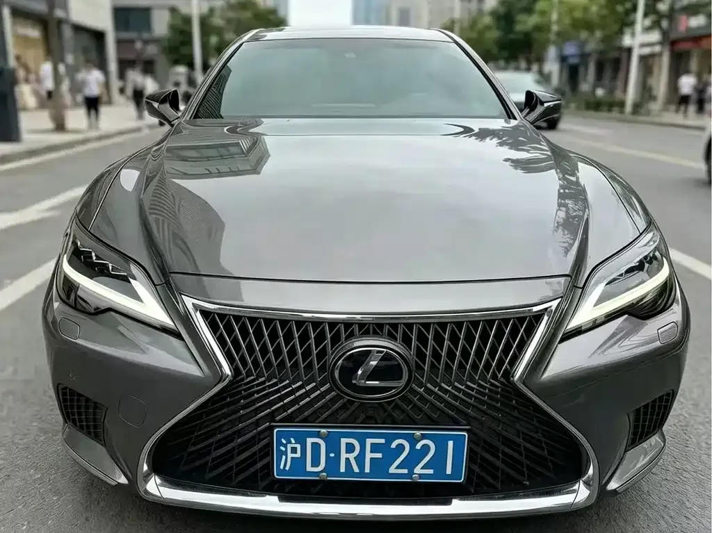 2021 Lexus LS 500h Excellence
