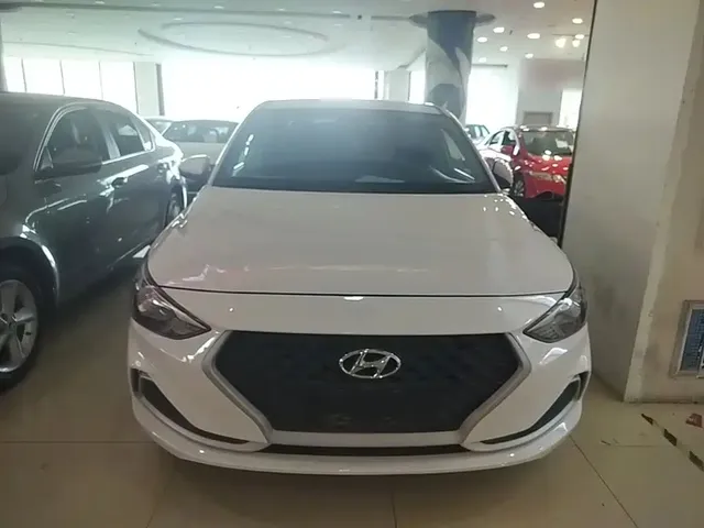 2020 Hyundai Elantra 1.6L AT GL