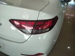 2020 Hyundai Elantra 1.6L AT GL, белый — фото 8