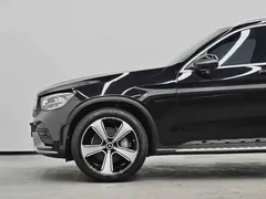 2022 Mercedes-Benz GLC 300 L 4MATIC Sport, чёрный — фото 24