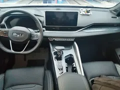 2023 Geely Preface 1.5TD Kunlun, зелёный — фото 10