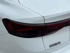 2022 Geely Emgrand 4th Gen 1.5L CVT Flagship, белый — фото 11