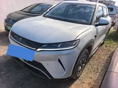 2025 BYD Yuan UP Smart Driving 401km Leading, белый — фото 1