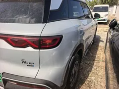2025 BYD Yuan UP Smart Driving 401km Leading, белый — фото 9