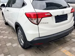 2022 Honda Vezel 1.5L CVT Pioneer, белый — фото 17