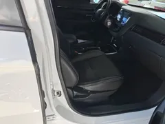 2021 Mitsubishi Outlander 2.0L 2WD 5-seat, белый — фото 25