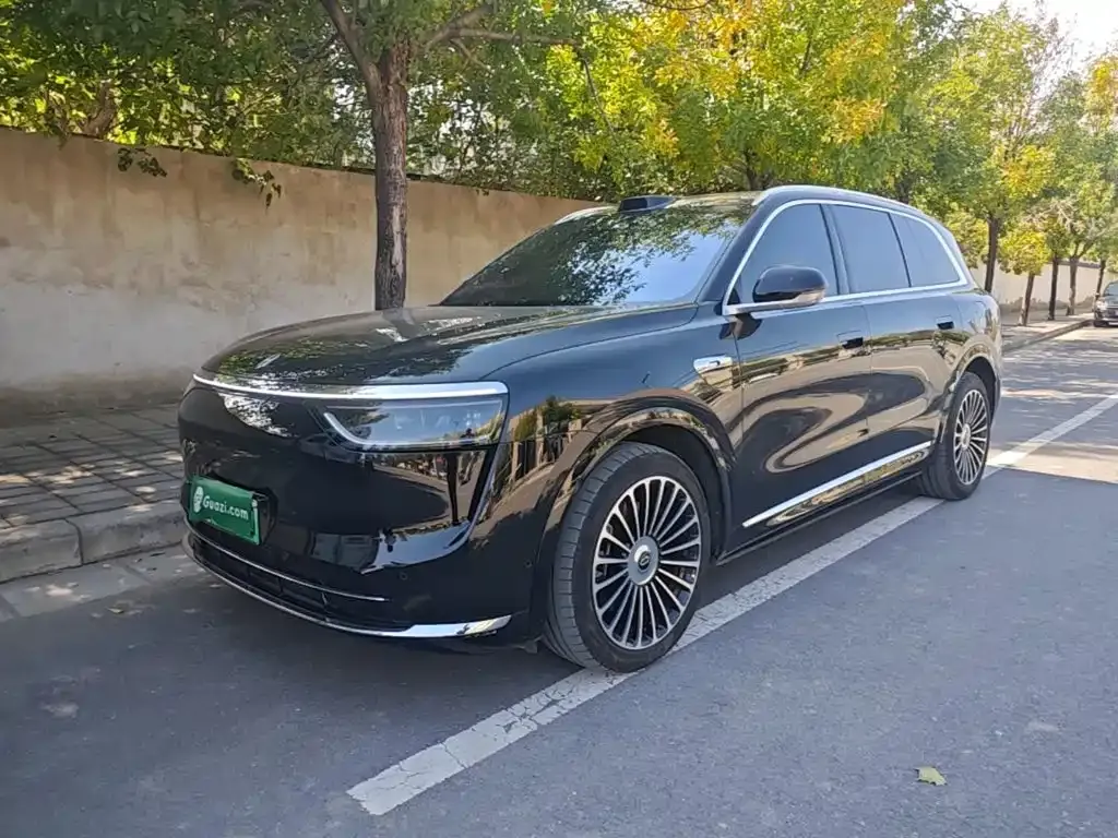 2025 Aito M8 EREV Max+ 53.4kWh 6-seat 192-line LiDAR