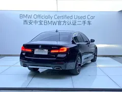 2022 BMW 5 Series 530Li Premium M Sport Package, чёрный — фото 5