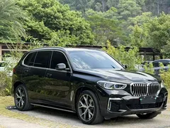 2022 BMW X5 40Li M Sport Package, чёрный — фото 3