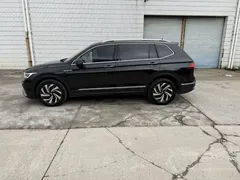 2022 Volkswagen Tiguan L 330TSI AT 2WD Comfort, чёрный — фото 4