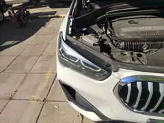2021 BMW X1 Leading, белый — фото 7