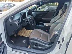2022 Lexus ES 300h Excellence, белый — фото 4