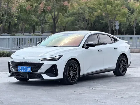 2023 Changan UNI-V 1.5T Premium