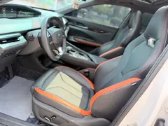2023 Changan UNI-V 1.5T Premium, белый — фото 7