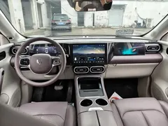 2023 Leapmotor C11 EV 500 Comfort — фото 11