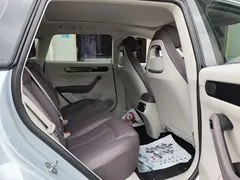 2023 Leapmotor C11 EV 500 Comfort — фото 13