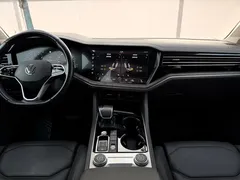 2021 Volkswagen Touareg 3.0TSI Sport Package, чёрный — фото 4