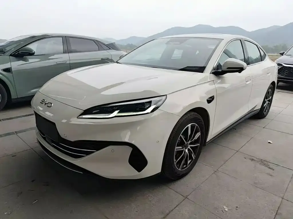 2025 BYD Seal 06 DM-i PHEV 120KM Smart Driving Premium