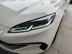 2025 BYD Seal 06 DM-i PHEV 120KM Smart Driving Premium, белый — фото 15