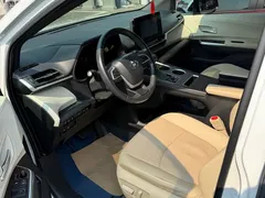 2021 Toyota Sienna 2.5L Hybrid Luxury, белый — фото 4