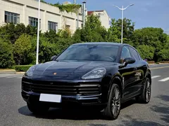 2022 Porsche Cayenne Coupe 3.0T Platinum, чёрный — фото 1